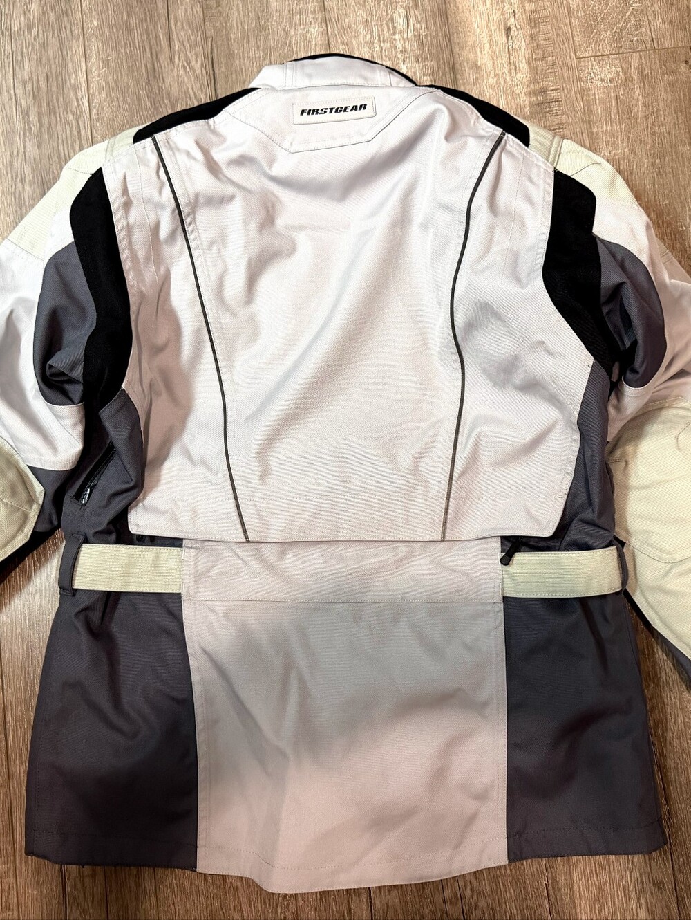 FIRSTGEAR Motorcycle Jacket - Picture 2 of 16
